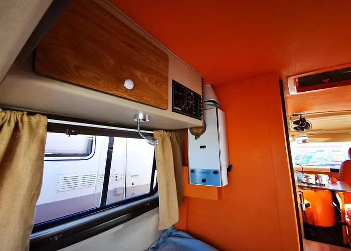 Rent A Blueclassics 's Campervan Combi J9 En Algarve Au Portugal Роскошный шатер