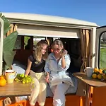 Rent A Blueclassics 's Campervan Combi J9 En Algarve Au Portugal ラグジュアリーテント