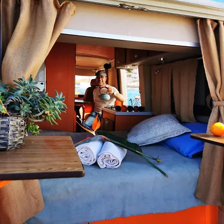 Rent A Blueclassics 's Campervan Combi J9 En Algarve Au Portugal ラグジュアリーテント
